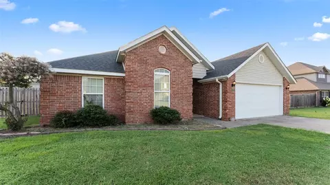 11678 E Creek Ln, Farmington, AR 72730