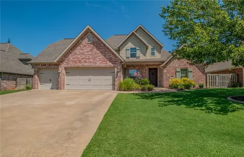 3405 W Laney St, Rogers, AR 72758