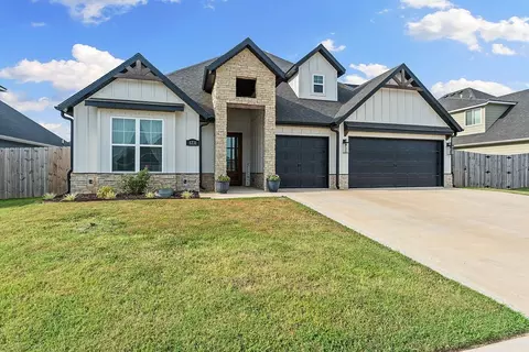1231 Silver Maple St, Centerton, AR 72719