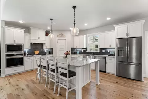 1231 Silver Maple St, Centerton, AR 72719 photo 3
