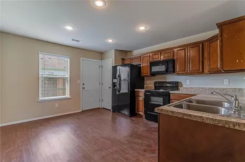 235 Glory Ln, Springdale, AR 72764 photo 6