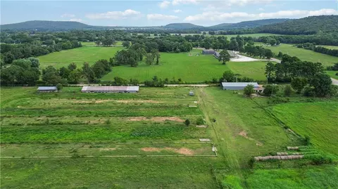 22049 E Young Rd, Summers, AR 72769 photo 19