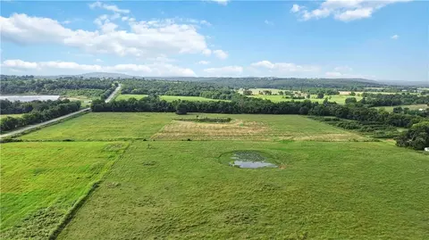 22049 E Young Rd, Summers, AR 72769 photo 8