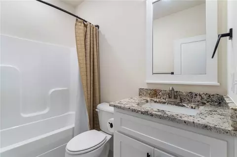 Bath - 1229 Oak Bend Loop, Springdale, AR 72762 photo 6 of 7