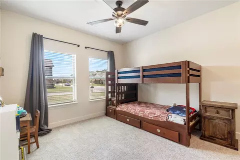 Bedroom - 1229 Oak Bend Loop, Springdale, AR 72762 photo 2 of 6