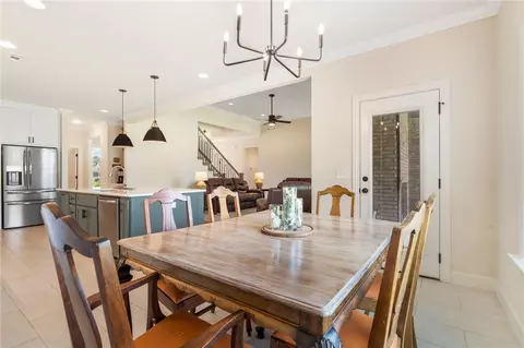 Dining - 1229 Oak Bend Loop, Springdale, AR 72762 photo 2 of 2
