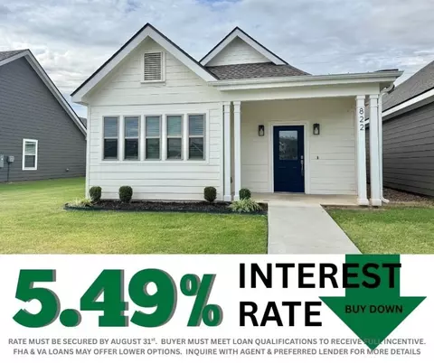 822 NE Heights Ln, Bentonville, AR 72712