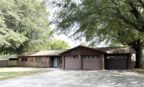 Undisclosed, Russellville, AR 72801