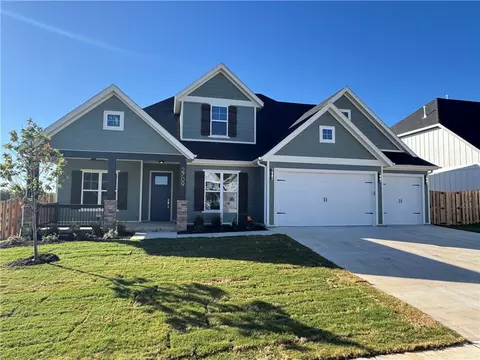 2709 Amaris Ave, Lowell, AR 72745