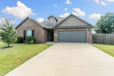 770 Fontana St, Centerton, AR 72719
