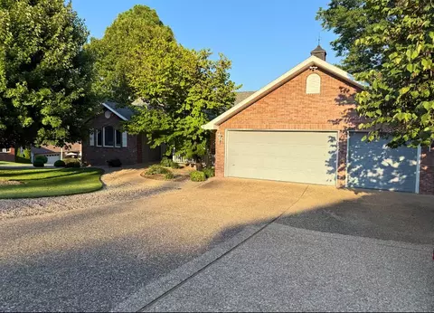 1 Kelaen Cir, Bella Vista, AR 72715
