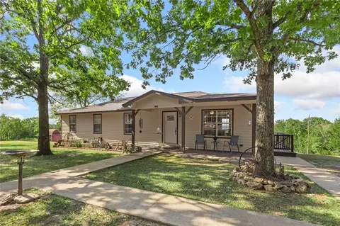 1883 Marion County 2027, Yellville, AR 72687