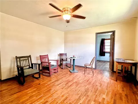 117 E Russell St, Goodman, MO 64843 photo 6