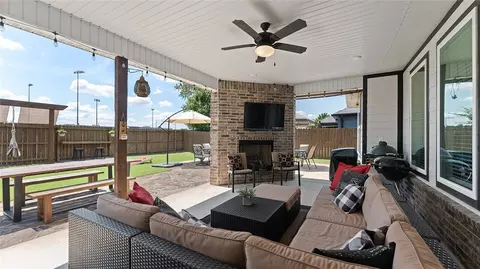 1021 Red Maple St, Centerton, AR 72719 photo 9