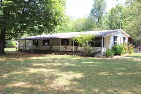 632 Graham St, Mountainburg, AR 72946