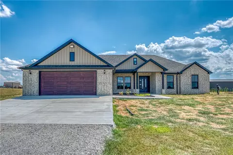 5946 S 65 Hwy, Harrison, AR 72601