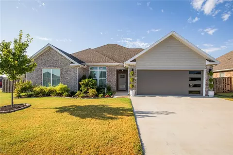 1601 Tracey Rd, Pea Ridge, AR 72751