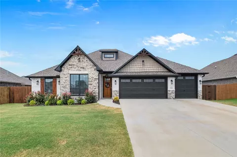 1800 Tull Dr, Pea Ridge, AR 72751