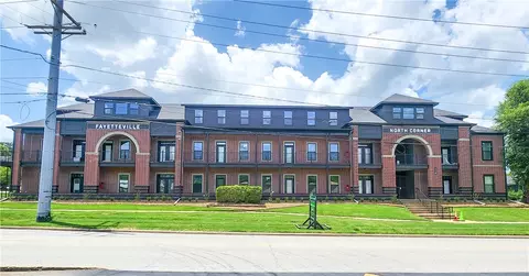 1115 N Leverett Ave #301, Fayetteville, AR 72703
