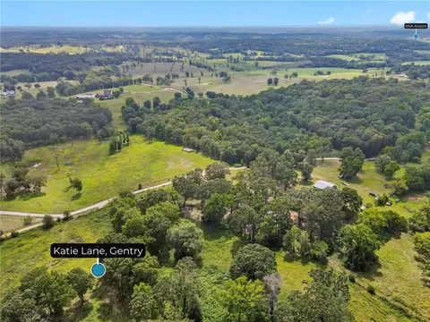 Katie Lane, Gentry, AR 72734