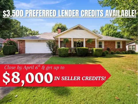 807 Maple St, Prairie Grove, AR 72753