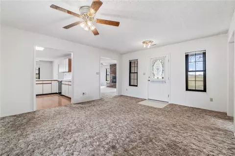 832 Klenc Rd, Springdale, AR 72762 photo 10