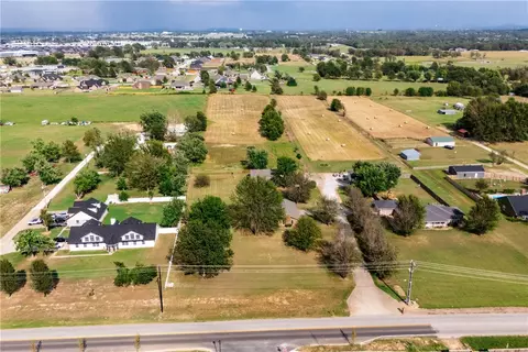 832 Klenc Rd, Springdale, AR 72762 photo 32