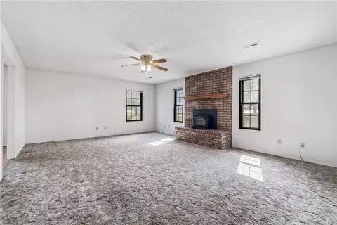 832 Klenc Rd, Springdale, AR 72762 photo 11