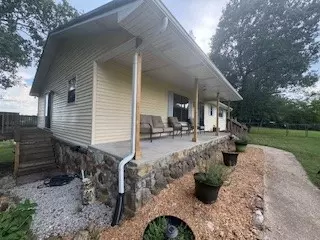 Exterior - 1611 May Ln # A, Harrison, AR 72601 photo 5 of 8