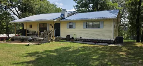 Exterior - 1611 May Ln # A, Harrison, AR 72601 photo 4 of 8