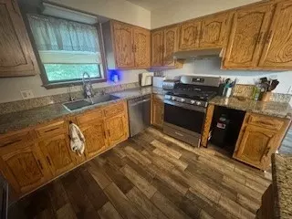Kitchen - 1611 May Ln # A, Harrison, AR 72601 photo 3 of 3