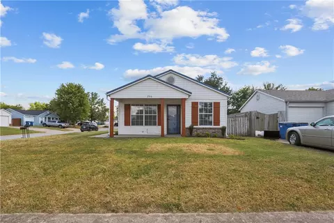 2516 SE 4th St, Bentonville, AR 72712
