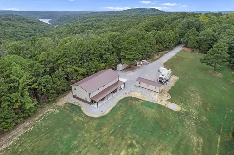 602 County Road 152, Eureka Springs, AR 72632