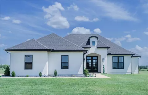 20597 Shady Grove Rd, Siloam Springs, AR 72761