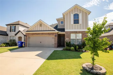 1501 Park St, Lowell, AR 72745