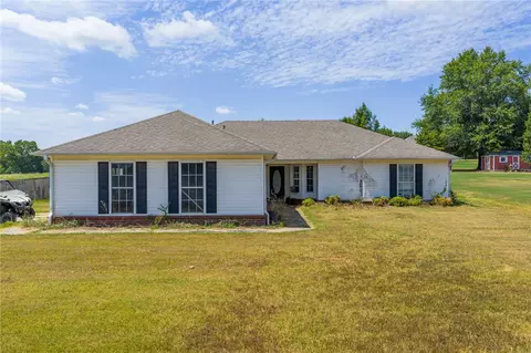 123 Chaffee Rd, Charleston, AR 72933