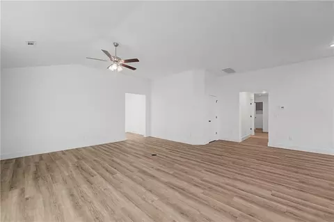 Living - 210 Ryker Rdg, Centerton, AR 72719 photo 8 of 9