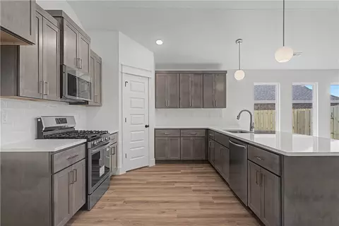 Kitchen - 210 Ryker Rdg, Centerton, AR 72719 photo 1 of 4