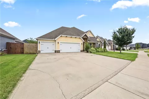 1041 Silver Maple St, Centerton, AR 72719 photo 1