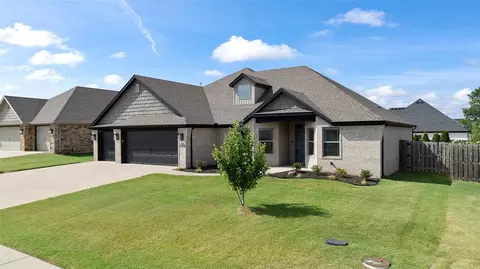 1111 Spring Hollow Rd, Bentonville, AR 72713