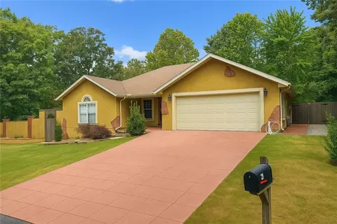 22 Dunstable Dr, Bella Vista, AR 72714