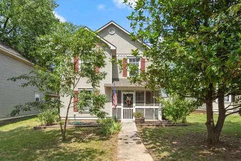 113 W Tahlequah St, Siloam Springs, AR 72761