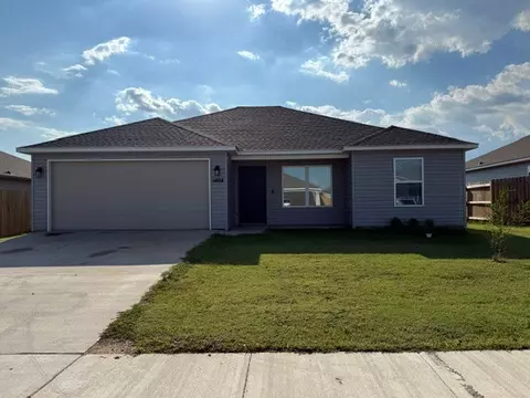 1404 Pampas St, Siloam Springs, AR 72761