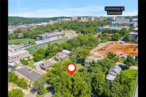 104 S Duncan Ave, Fayetteville, AR 72701