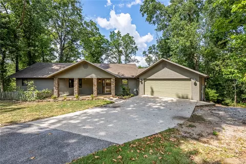 22 Howard Pl, Rogers, AR 72756