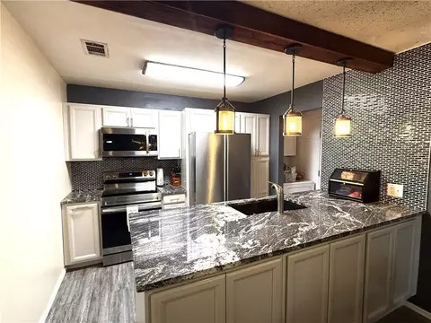 2210 Timberwood Ln, Russellville, AR 72802