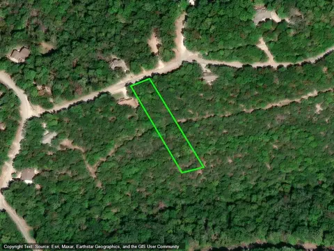 10 Twin Peak Dr, Holiday Island, AR 72631