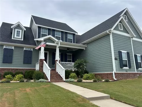 910 S Chancery Ln, Cave Springs, AR 72718