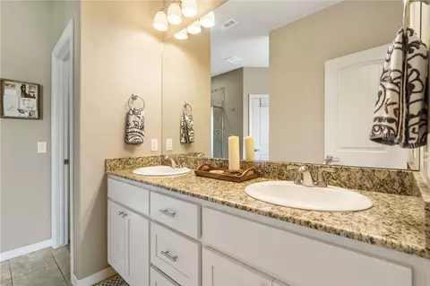 Bath - 241 Cisterna Dr, Centerton, AR 72719 photo 1 of 3