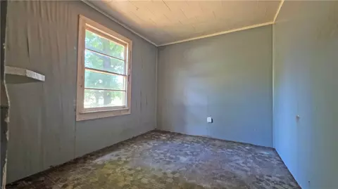 Bedroom - 1008 Vine St, Paris, AR 72855 photo 3 of 3